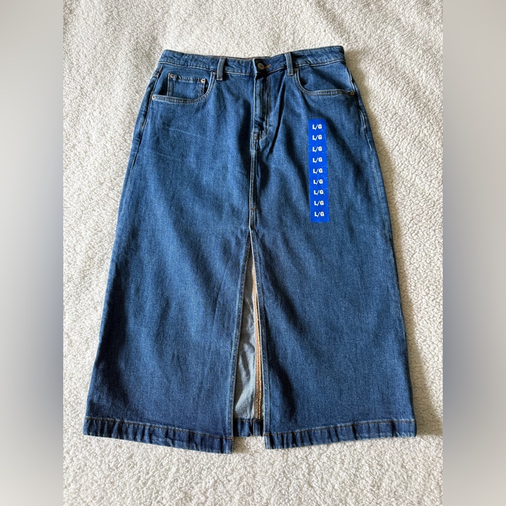 Steve Madden Women's Denim Midi Jean Skirt Front Slit Size Large New with Tags